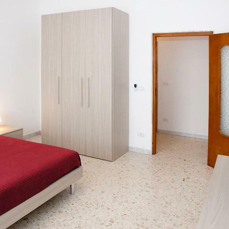 Апартаменты Maipiusenza House 2 Монополи Экстерьер фото