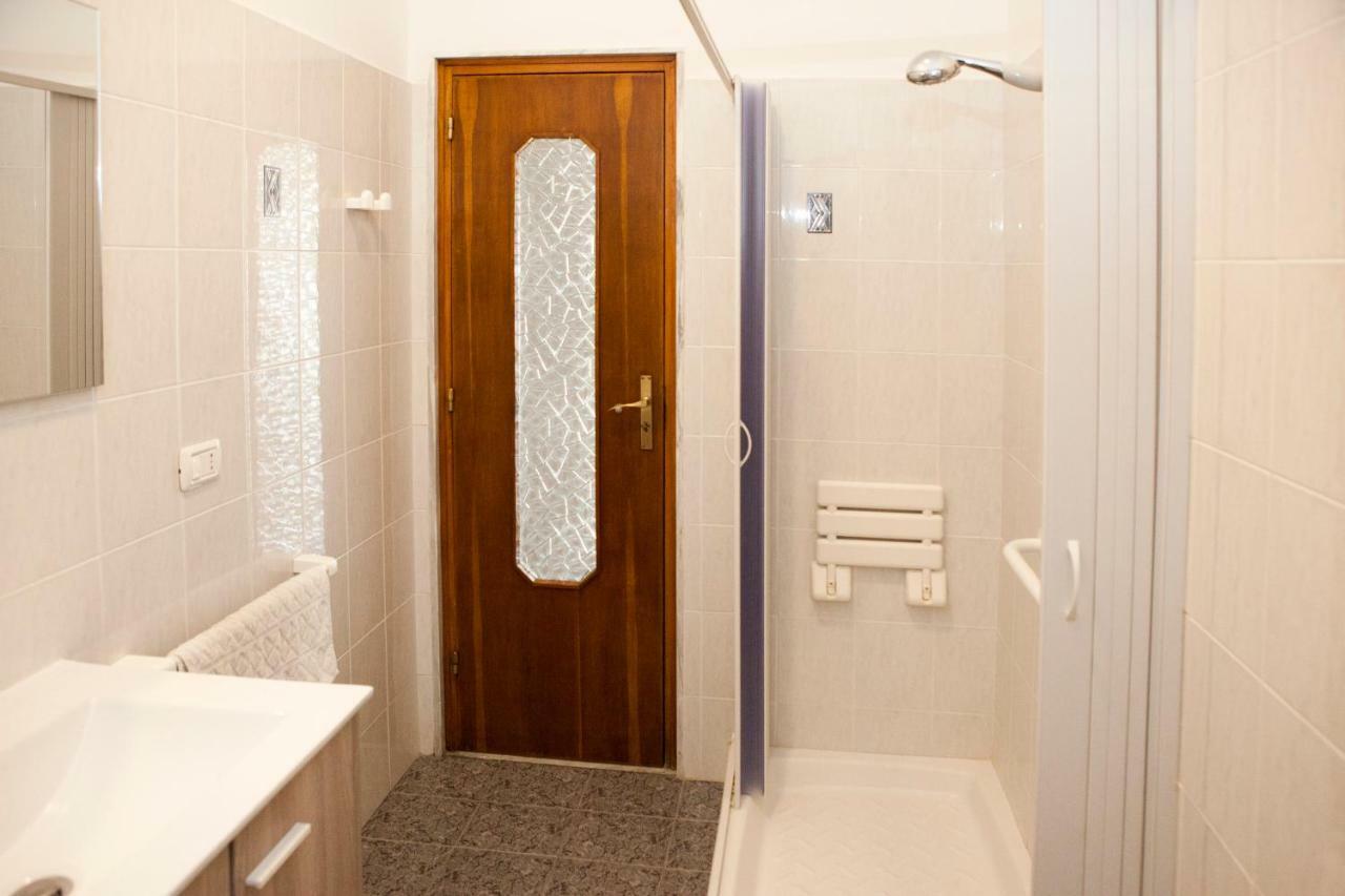 Апартаменты Maipiusenza House 2 Монополи Экстерьер фото