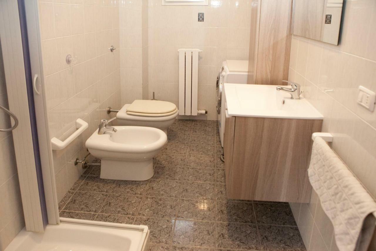 Апартаменты Maipiusenza House 2 Монополи Экстерьер фото